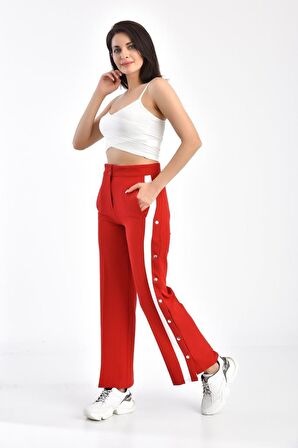 Beyaz Şeritli ve Çıtçıtlı Kırmızı Salaş Kadın Pantolon