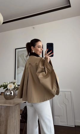 Kadın Camel Düğme Detaylı Pelerin Görünümlü Ceket