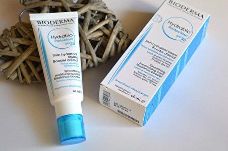 Bioderma Hydrobio Perfecteur Hassas Ciltler İçin Su Bazlı Yağsız SPF30 Nemlendirici Yüz Bakım Kremi 2 x 40 ml