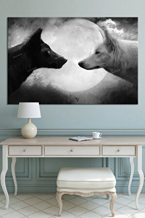 Siyah Beyaz Kurt Ay Işığında Dekoratif Kanvas Tablo