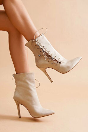 Kadın Bağcıklı Topuklu Kısa Bot Saten Görünümlü İnce Topuklu Şık Ayakkabı