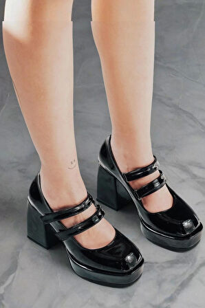 Şık Tasarım Beyaz Rugan Çift Cırtlı Platform Topuklu Ayakkabı Şık ve Zarif Abiye Ayakkabı