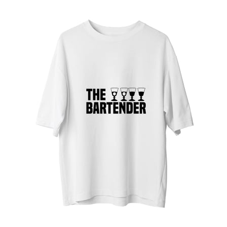 Kadın Oversize Tişört Bartender Baskılı Kısa Kol Yuvarlak Yaka Günlük Rahat Kesim Modern Şık Zarif