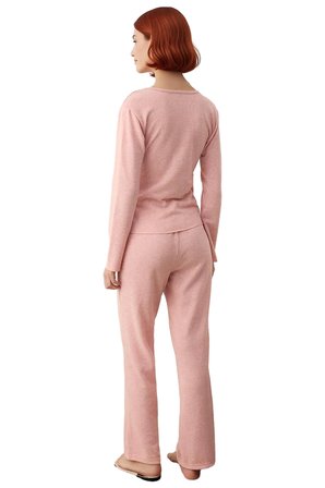 Kadın Kruvaze Büzgülü Yumuşak Kışlık Örme Pijama Takımı Fonksiyonel Dayanıklı Kaliteli Şık