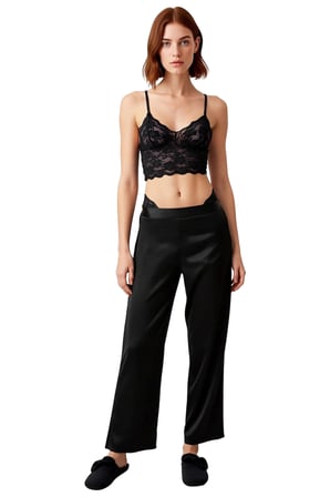 Kadın Açık Dantel Detaylı Saten Pijama Takımı Fonksiyonel Dayanıklı Kaliteli Konforlu Spor