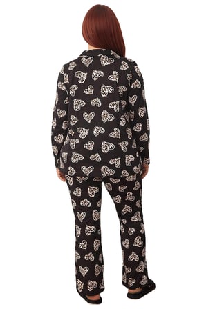Kadın Kalp Desenli Pijama Takımı Fonksiyonel Dayanıklı Kaliteli Konforlu Estetik Premium Şık