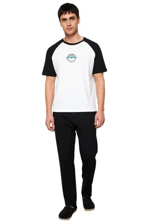 Erkek Baskılı Reglan Kol Pijama Takımı Fonksiyonel Dayanıklı Kaliteli Konforlu Estetik Şık