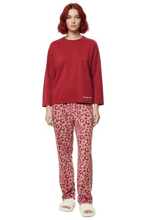 Kadın Leopar Desenli Polar Pijama Takımı Fonksiyonel Dayanıklı Kaliteli Konforlu Estetik Şık