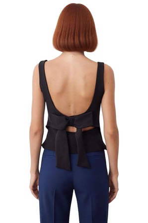 Fitted Askılı Bluz Sırt Fiyonk Detay Yazlık Finike Dokuma Özenle Seçilmiş Modern Stil
