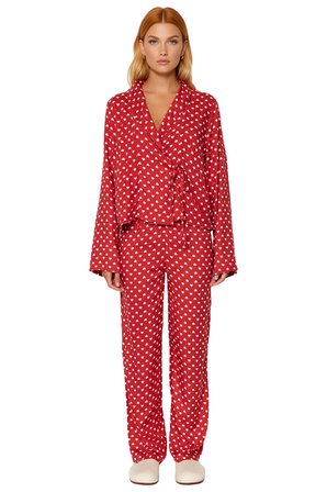 Kadın Kalp Desenli Viskon Pijama Takımı Fonksiyonel Dayanıklı Kaliteli Konforlu Estetik Şık
