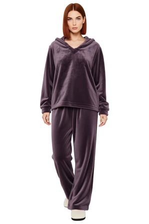 Kadın Peluş Kulaklı Kapüşonlu Pijama Takımı Fonksiyonel Dayanıklı Kaliteli Konforlu Modern