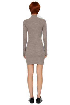 Kadın Bodycon Dik Yaka Uzun Kollu Triko Elbise Kış Sezonu İçin Şık ve Rahat Günlük Giyim Seçeneği
