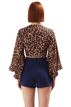 Kadın V Yaka İspanyol Kol Super Crop Dokuma Beachwear Bluz İle Şık Ve Ferah Bir Yaz Kombini
