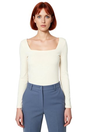 Kadın Gri Kare Yaka Fitted Uzun Kollu Pamuklu Bluz Günlük Kullanım İçin Cool & Comfort Özellikli