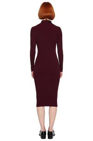 Kadın Bodycon Kesim Midi Uzun Kollu Triko Elbise Dik Yaka Cut Out Detaylı Şık Fitilli Tasarım