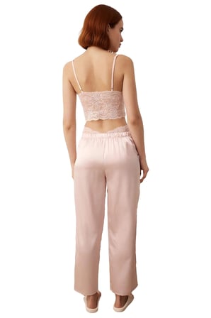 Kadın Açık Dantel Detaylı Saten Pijama Takımı Fonksiyonel Dayanıklı Kaliteli Konforlu Spor