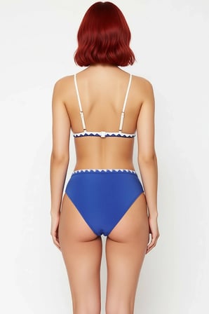 Kadın Bikini Takımı Üçgen Kap Balensiz Yüksek Bel Slip Alt Çıkarılabilir Kaplı Nakış Detay Kolsuz