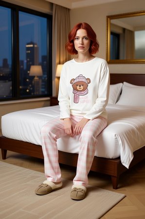 Kadın Ayıcıklı Baskılı Ekose Pijama Takımı Fonksiyonel Dayanıklı Kaliteli Konforlu Estetik