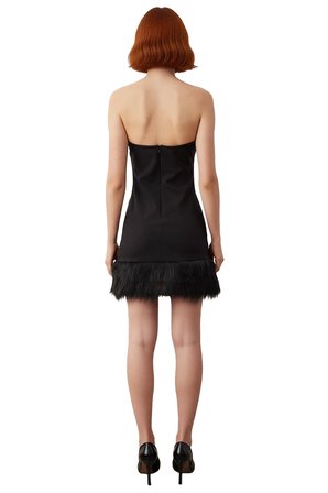 Kadın Siyah Halter Yaka Bodycon Kısa Elbise Otriş Detaylı Özel Davetler İçin Şık Ve Modern Seçim