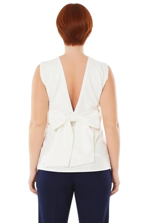 Zarif Kolsuz V Yaka Dokuma Bluz Şıklık ve Konforu Bir Arada Sunan Büyük Beden Seçenek Kaliteli