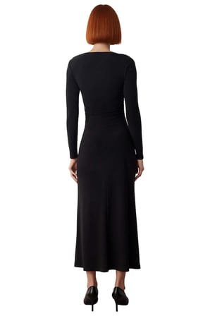 Kadın Kayık Yaka Bodycon Uzun Kollu Midi Elbise Büzgü Detaylı Örme Kumaş Tüm Sezonlar İçin Şık
