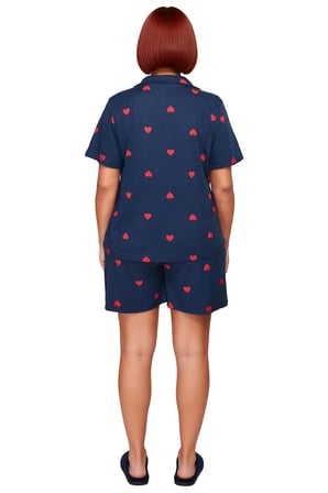 Kadın Kalp Desenli Gömlek Şort Pijama Takımı Fonksiyonel Dayanıklı Kaliteli Konforlu Rahat