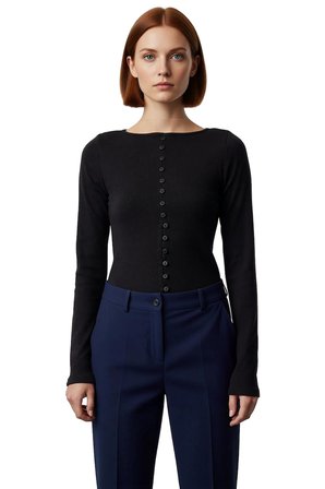 Kadın Fitted Bisiklet Yaka Uzun Kollu Düğmeli Haki Renk Esnek Dokuma Bluz Günlük Kış Modası İçin