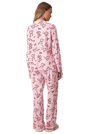 Kadın Kalpli Yılbaşı Desenli Gömlek Yaka Pijama Takımı Fonksiyonel Dayanıklı Kaliteli Spor