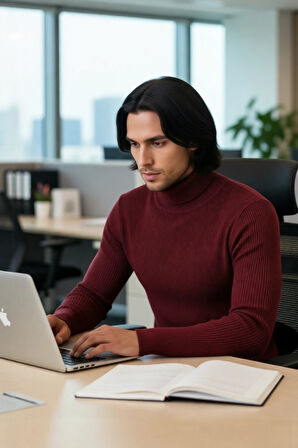 Erkek Fitted Balıkçı Yaka Fitilli Triko Kazak Kış Günleri İçin İdeal Şıklığı ve Konforu Sunar