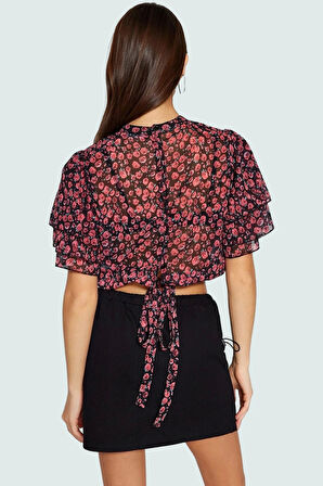 Şifon Kumaşlı Çiçek Desenli Bisiklet Yaka Crop Bluz Yazlık Casual Özel Tasarım Uzun Ömürlü