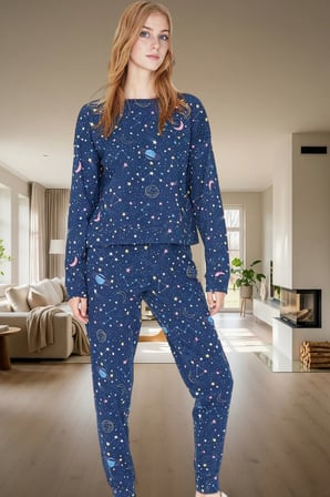 Kadın Uzun Kollu Pamuklu Pijama Takımı Galaksi Desenli Kış İçin Rahat Özenle Seçilmiş Premium Kalite