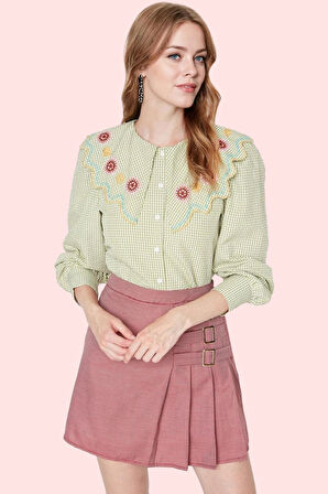 Kadın Gofre Kumaş Bisiklet Yaka Nakış Detaylı Gömlek Günlük Stil Yaz Aylarının Vazgeçilmezi