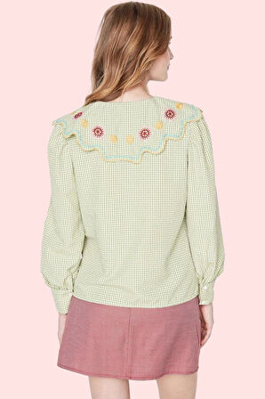 Kadın Gofre Kumaş Bisiklet Yaka Nakış Detaylı Gömlek Günlük Stil Yaz Aylarının Vazgeçilmezi