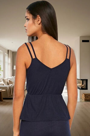 Kadın İnce Askılı Örme Pijama Takımı Rahat Ev Giyim Seti Şık Görünüm Günlük Kullanım İçin
