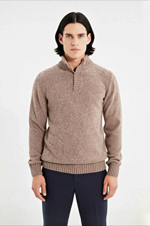 Erkek Gri Fitted Kesim Düğmeli Dik Yaka Kalın Triko Kazak Kışlık Günlük Kombinler İçin Şık Seçim