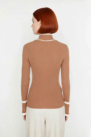 Kadın Renk Bloklu Dik Yaka Fitilli Triko Kazak Kış Günleri İçin Şık Ve Rahat Basic Model Seçeneği