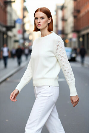 Kadınlara Özel Akrilik Ajurlu Uzun Kol Bisiklet Yaka Triko Kazak Regular Kalıp Kış İçin İdeal Şıklık