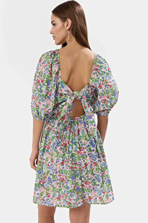 Çiçekli Desenli Mini Elbise Hafif Dokuma Polyester Yazlık Günlük Yüksek Kalite Trend Tasarım