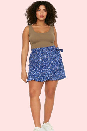 Kadın Çiçek Desenli Şort Etek Fermuarlı Straight Kalıp Büyük Beden Yazlık Günlük Kombinler