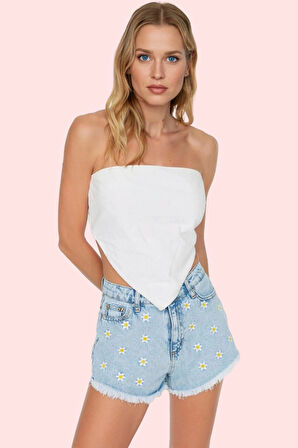 Kadın Nakışlı Denim Şort Yazlık Plaj Modası Yaz Aylarının Vazgeçilmezi Stilin Buluştuğu Yer