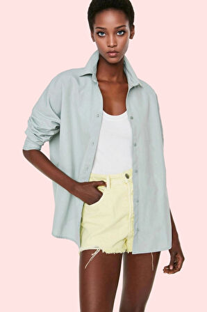 Kadın Oversize Pamuklu Dokuma Gömlek Basic Kalıp Günlük Kullanım İçin Yaz Aylarının Vazgeçilmezi