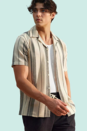 Erkek Regular Fit Çizgili Desenli Kısa Kollu Gömlek Yazlık Günlük Yaz Aylarının Vazgeçilmezi