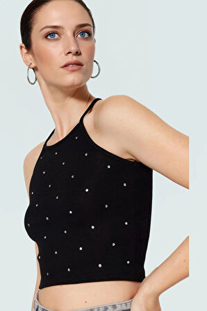 Taş Detaylı Crop Bluz Pamuklu Örme Fitted Kalıp Özel Tasarım Konforlu Kesim Seçkin Malzeme