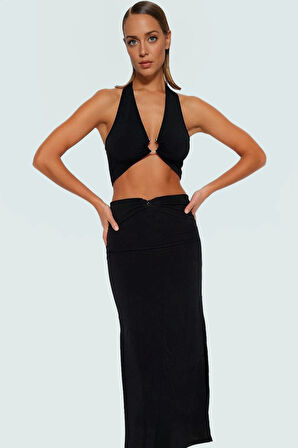 Şık V Yaka Fitted Örme Bluz Etek Plaj Takımı Görünüm Modern Stil Premium Kalite