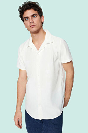 Erkek Regular Fit Apaş Yaka Kısa Kollu Gömlek Rahat Günlük Kullanım Yaz Aylarının Vazgeçilmezi