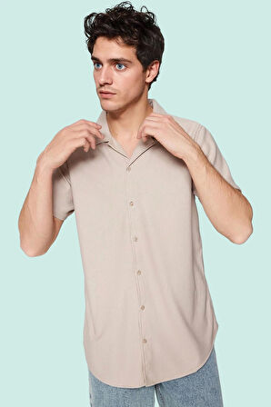 Erkek Regular Fit Apaş Yaka Kısa Kollu Gömlek Rahat Günlük Kullanım Yaz Aylarının Vazgeçilmezi