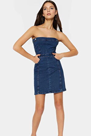Mini Denim Elbise Fitted Kalıp Straplez Yaka Şık Görünüm Dayanıklı Malzeme Modern Stil