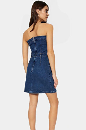 Mini Denim Elbise Fitted Kalıp Straplez Yaka Şık Görünüm Dayanıklı Malzeme Modern Stil
