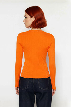 Kadın Fitted Bisiklet Yaka Uzun Kollu Basic Triko Kazak İlkbahar Sonbahar Şıklığına Zarif Dokunuş