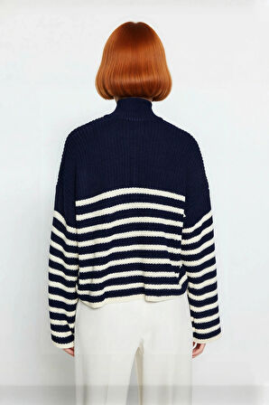 Kadın Oversize Dik Yaka Çizgili Triko Kazak Düşük Kollu Crop Kesim Günlük Şık Kış Stili Kaliteli